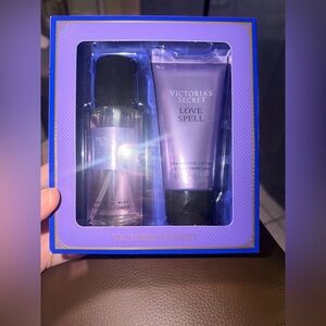 Victoria's Secret Small Love Spell Gift Box - NWT
